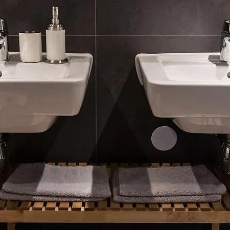 Daire Luxury Top Location - At Magnelli Amsterdam